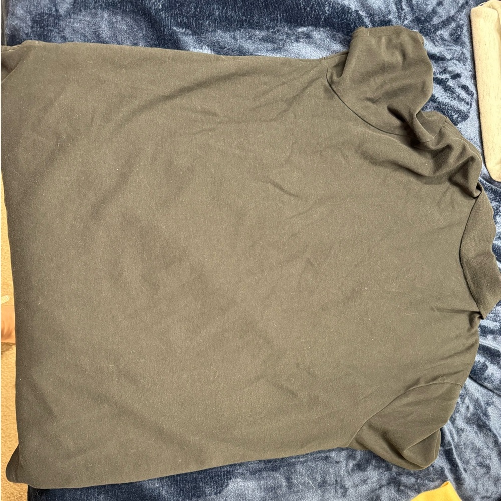 3 men’s golf polos